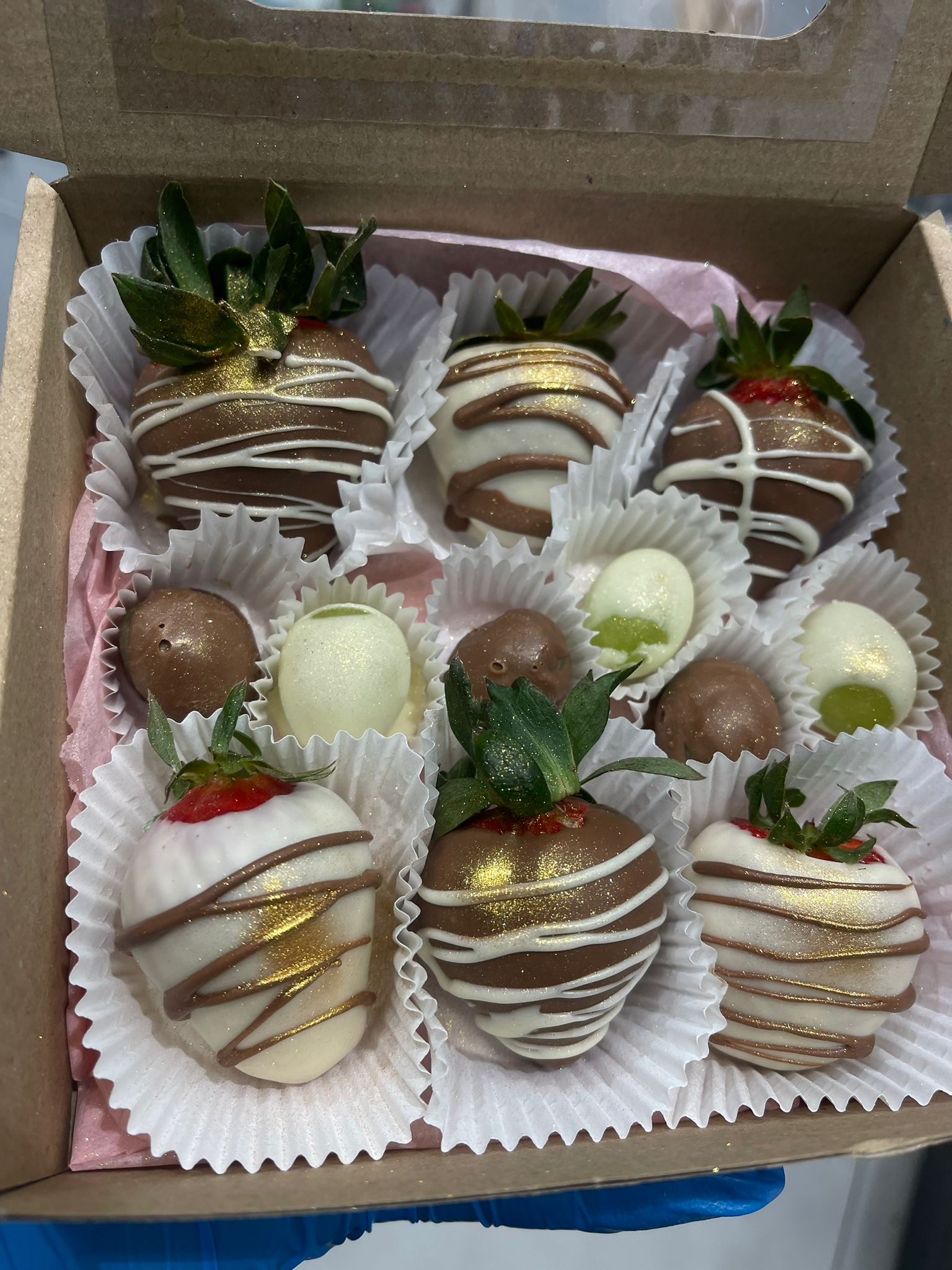 Gift box with strawberries